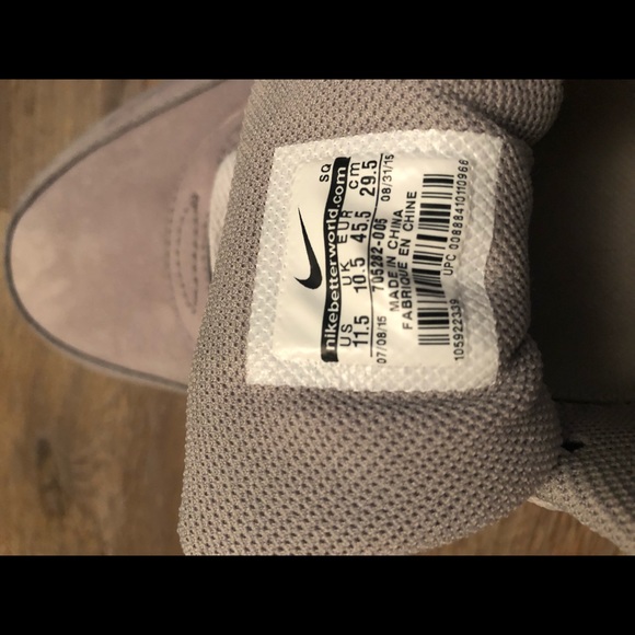 Nike Airmax Premium Sneakers - Picture 3 of 4